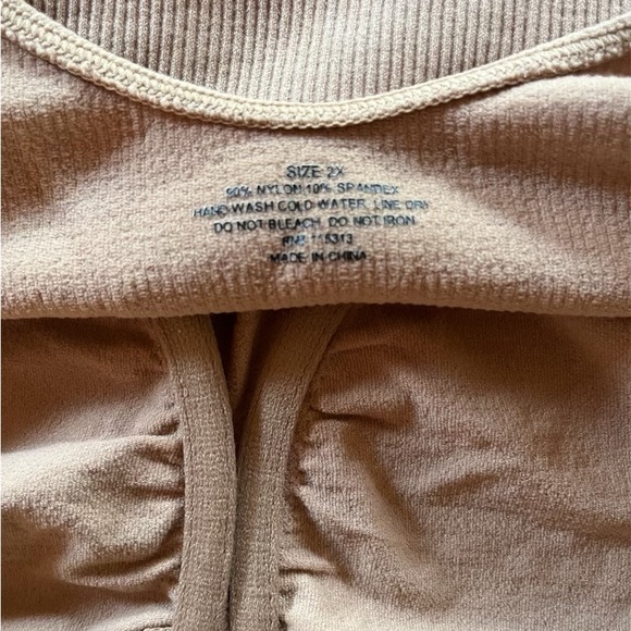 Shapewear Bundle - Picture 2 of 3